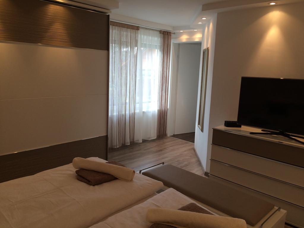 Leiner Apartman เฮวิซ ห้อง รูปภาพ