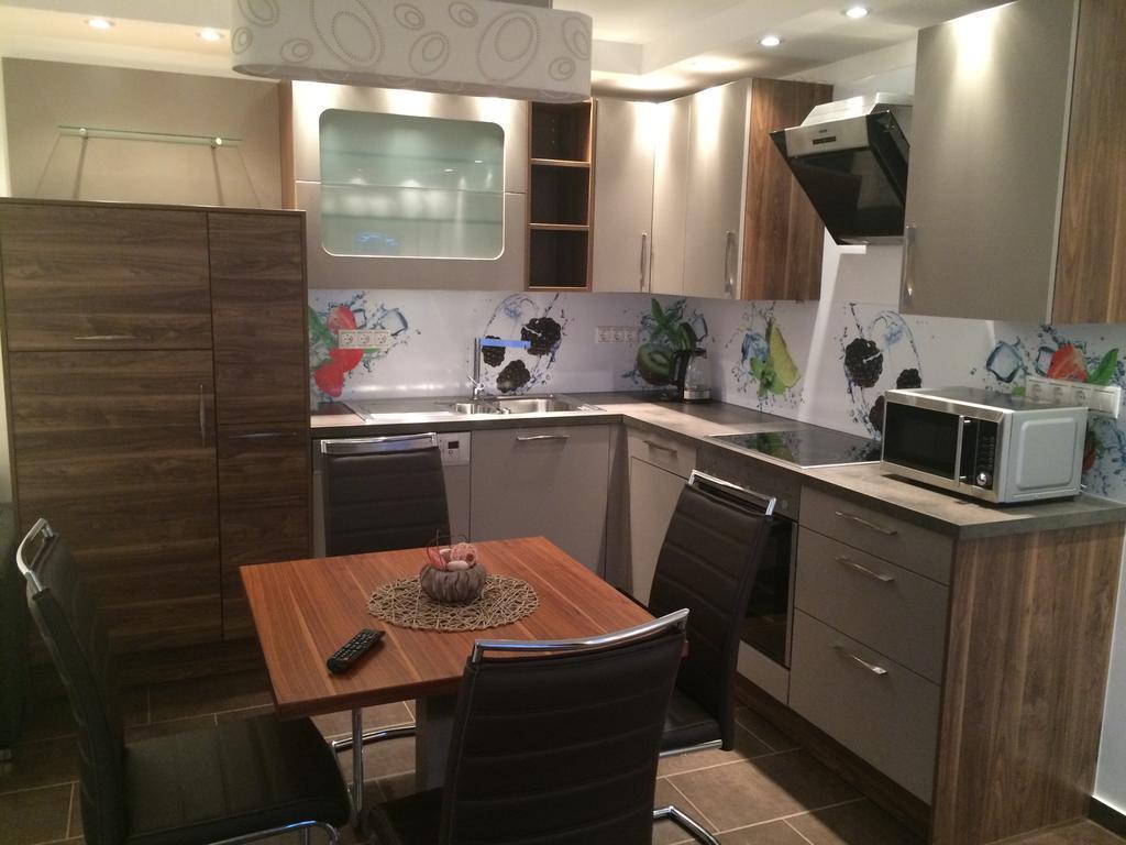 Leiner Apartman เฮวิซ ห้อง รูปภาพ