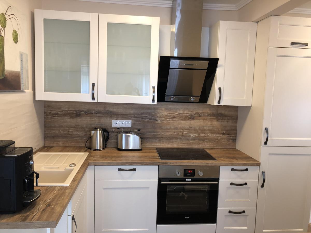 Leiner Apartman เฮวิซ ภายนอก รูปภาพ