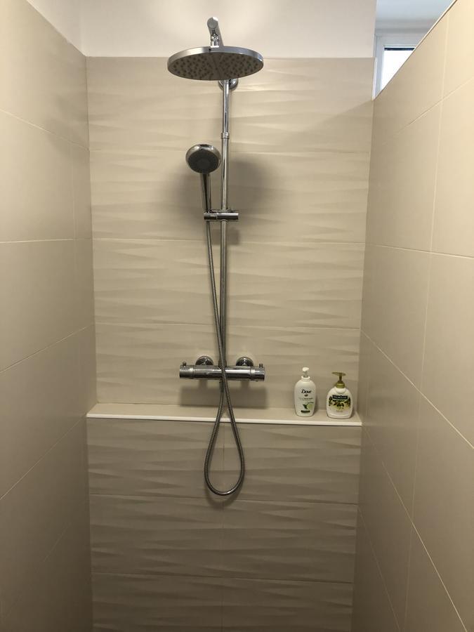 Leiner Apartman เฮวิซ ภายนอก รูปภาพ
